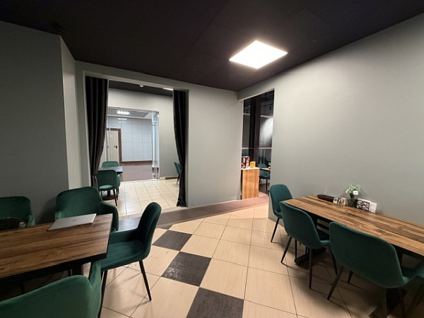 БЦ W plaza 125 кв