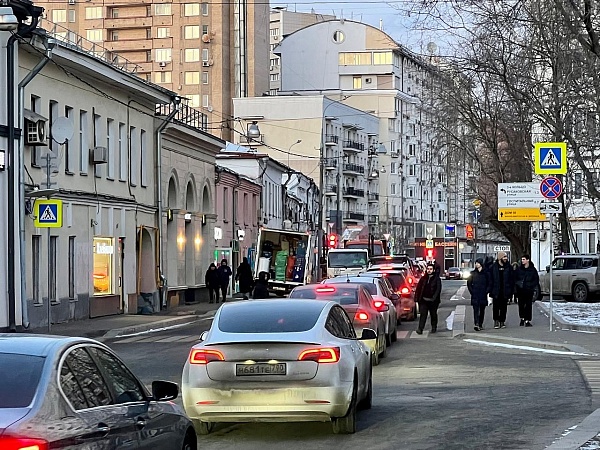 Фридриха Энгельса, 23с3 33 квм