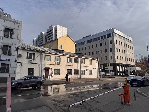 Октябрьская, д. 80с3 761 кв.м