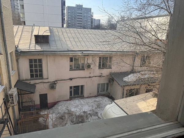 Октябрьская, д. 80с3 761 кв.м